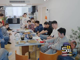 邓超陈赫单曲数量超鹿晗，鹿晗发文质疑歌手身份