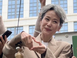 叶童作为香港首位双金像影后，其艺术生涯有哪些经典代表作品？