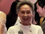 吴彦姝亮相第十六届闭幕式，从容温婉，以极致优雅奔赴光影之约