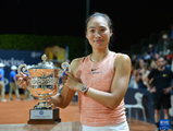 网球——WTA巴勒莫站:郑钦文夺冠