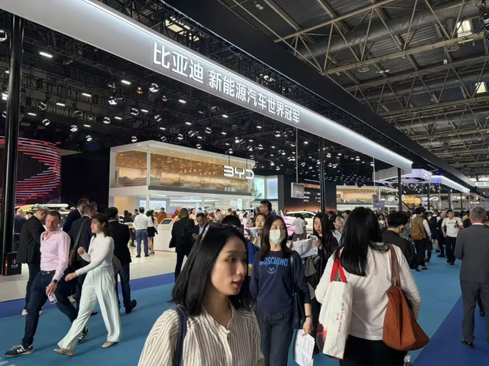 4月24日，第2026（第十九届）北京车展现场。图片拍摄/王臻