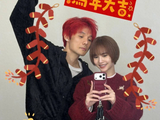 杨丞琳主动晒夫妻新年照，这俩一个红毛一个棕毛，还特别爱下厨！