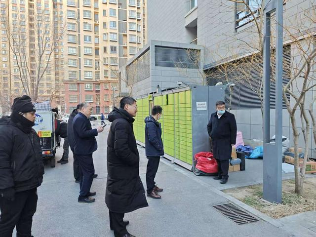 潞源街道组织相关代表现场调研。（资料图片）通州区潞源街道供图