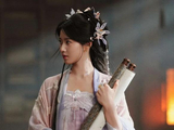 不同导演镜头下的卢昱晓