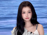 这么萌的宝宝是我的 260428 虞书欣工作室抖🎶/小🍠更新直播花絮_4k