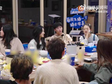 客栈客人错认维嘉为何炅，何炅澄清主持搭档非谢娜