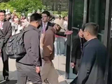 肖战出发北京了
