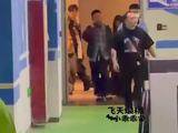 王栎鑫黑发顺毛亮相新综，清爽造型少年感十足