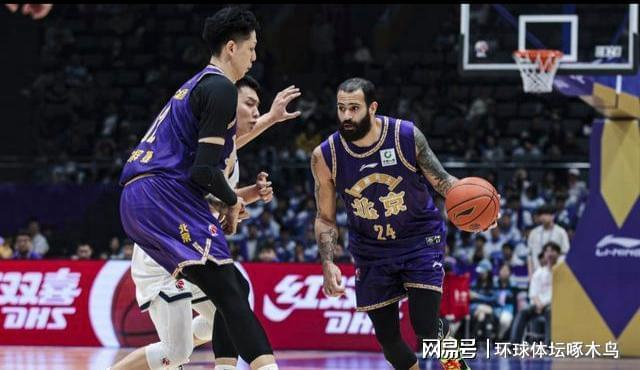 打开网易新闻 查看精彩图片