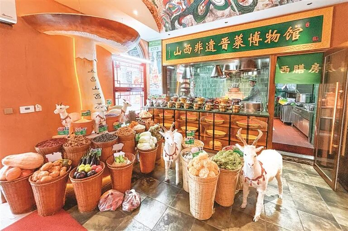 老院子（钟楼街店），晋商文化元素浓厚。