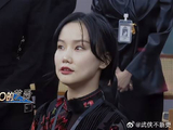 黄龄认为自己不是演员，参加节目是来体验和学习的，克服歌手和演员两种身份