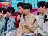 丁程鑫人间实惨，被宋亚轩贺峻霖紧盯着，心态小丁一秒钟