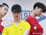蔡徐坤排练离太远，张艺兴的一句话，真是哭笑不得