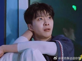 范丞丞迟来的深情致歉，为保护红美人，留下章若楠独自作战