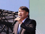 大衣哥朱之文震撼登陆新青年音乐节，《月满西楼》高清直拍火热上线！