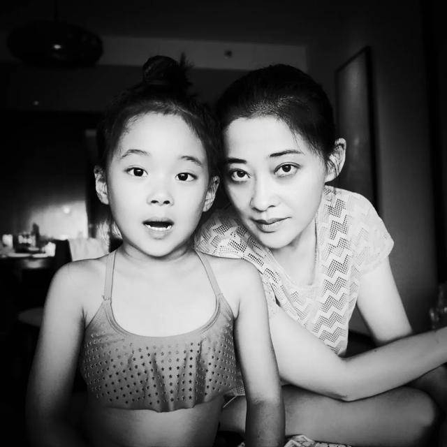 曾剑镜头下的母女。（图/受访者提供）