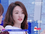李小冉舞台表演进步大，下台后求夸奖