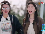谭松韵真的特别坚强，说起受伤的往事，能发现她自己将痛苦消化掉了