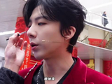 饱饱你是不是饿了 小嘴叭叭的都是吃的