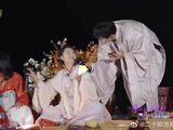 社牛王彦霖登场，拉着一群社恐人唱歌，不要太好笑