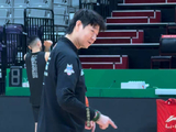 山东高速男篮主教练邱彪 指导三分投射