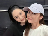 网友们对阿娇送给阿Sa的新婚礼物都有什么样的评价和反应？