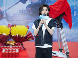 朱正廷出演冬奥献礼剧《冰球少年》 解锁运动“天才”人设