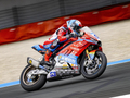 WSBK匈牙利站首回合正赛，张雪机车车手再夺冠！