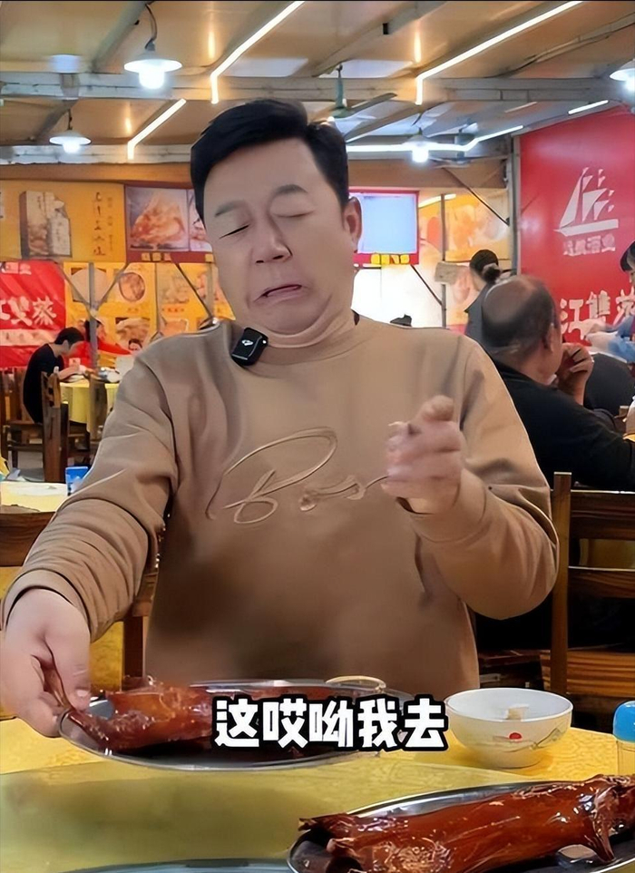 打开网易新闻 查看精彩图片