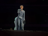 汪苏泷“明日世界”有多震撼？9米机甲空降引爆演唱会新纪元