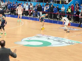 19岁李悦洲CBA季后赛两度献绝杀
