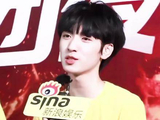 严浩翔贺峻霖自行划清界限