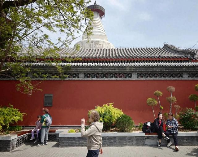 北京白塔寺。新华社记者 邢广利摄
