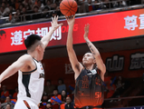 半场战罢辽宁44-55落后山东，约翰逊19分、威尔斯16分