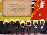 时代少年团在经历这场雨中演唱会后，成员们有何感想和后续安排？