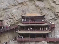 “游客凌晨5点排队买不到票，黄牛却能翻倍售卖”，山西浑源回应悬空寺景区乱象：加大违规行为打击力度