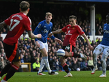 英超:曼联客场2-2战平埃弗顿,B费任意球破门+乌加特凌空斩