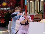 杨迪瞄准丞磊，吓得众人大气不敢出，超紧张