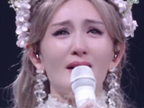 谢娜刚定下演唱会第一个跟何炅说