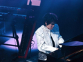 尹正、高华阳惊喜现身，作曲家阿鲲《飞驰人生3》电影原声音乐会首演