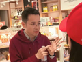 东方甄选首家线下体验店试营业，执行总裁 孙进现身“安利”办会员