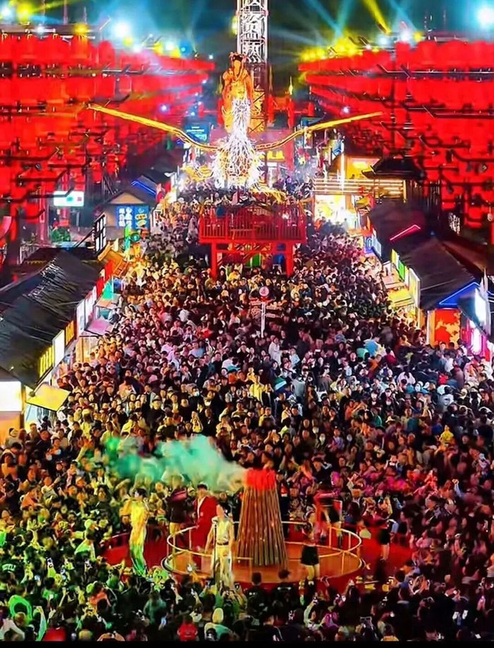 ▲梅河口东北不夜城