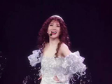 谢娜直播状态元气满满笑容治愈