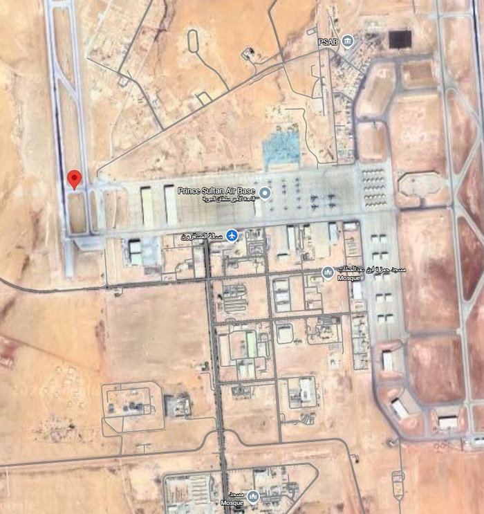 沙特苏丹王子空军基地，今年3月份伊朗打击了这个基地并摧毁了美军的E-3G预警机社交媒体