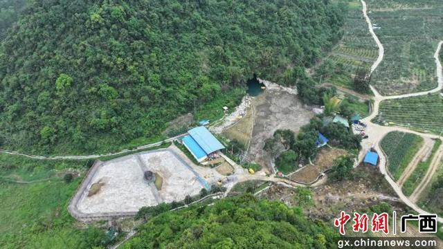 图为土博镇水源村木贯屯狼口泉施工现场。兰德波 摄