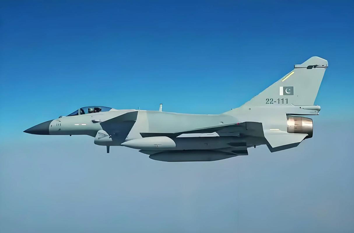 巴基斯坦空军歼-10CE