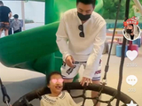 陈赫晒父女合照为小儿女庆生，安安和妹妹长势喜人，张子萱未出镜