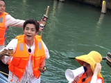 罗志祥和迪丽热巴录制《极限挑战》变身卖货郎，被游客哄笑太搞怪|163