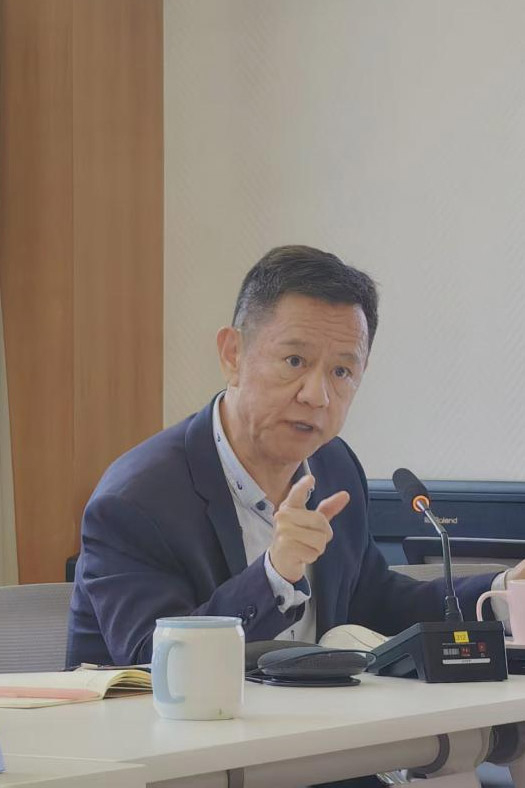 江怡教授 澎湃新闻