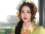 hz费尽心思想撼动她，却连一丝涟漪都激不起~ 妻子的浪漫旅行2026